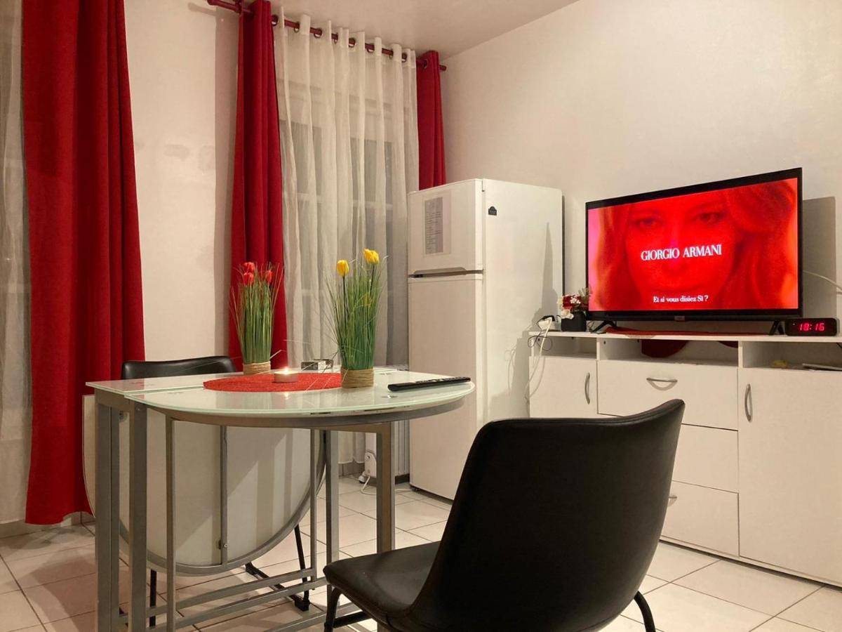 Appartement Studio calme et éclairé proche de Nation C à Paris Extérieur photo
